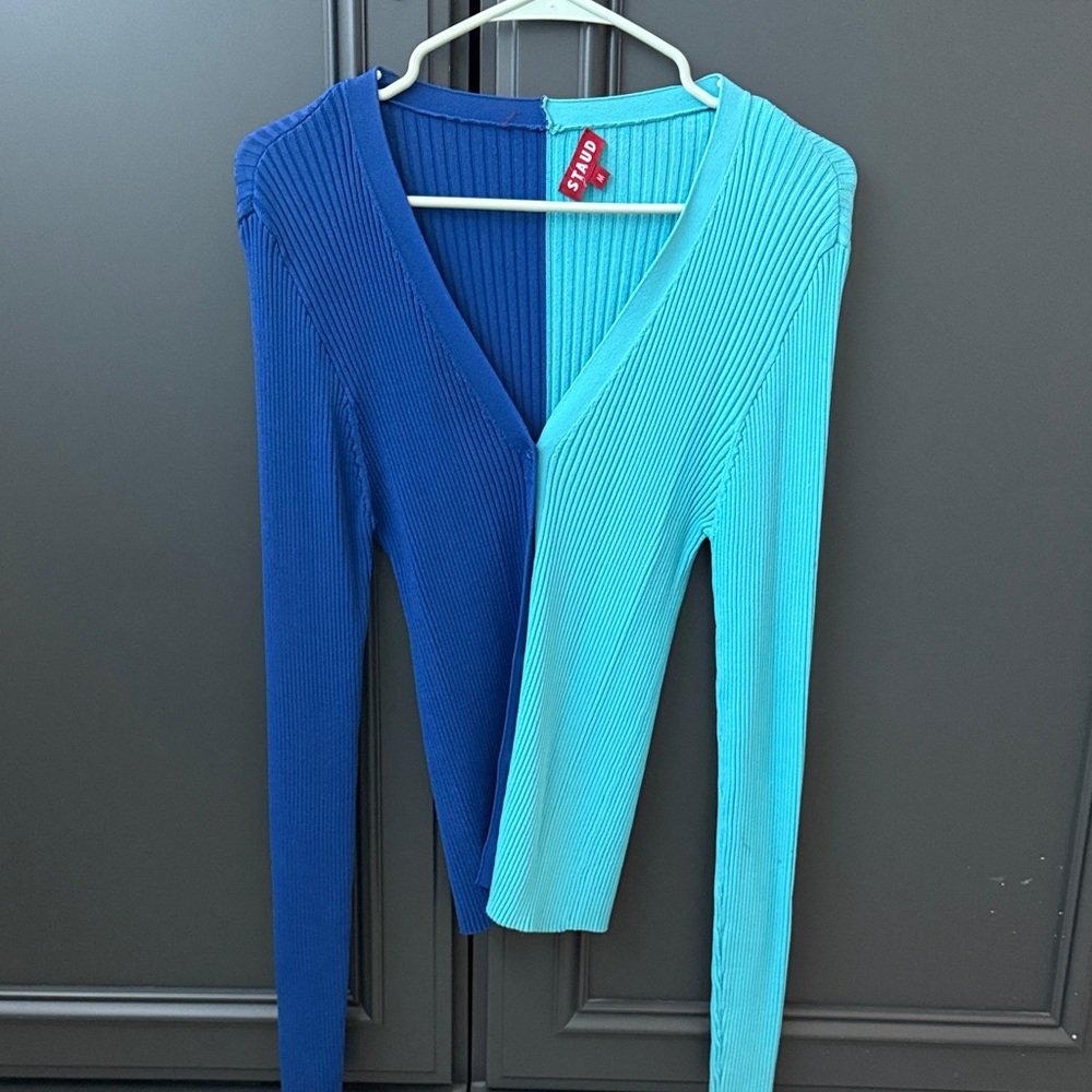 STAUD Two-Tone Ribbed V-Neck Cardigan in Royal Blue and Aqua